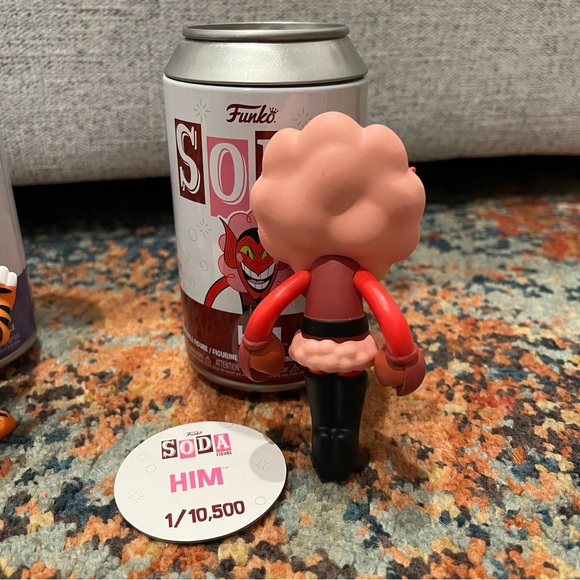 FUNKO SODA BUNDLE 
SANTA JACK 
HIM 
TONY THE TIGER
ALL COMMONS - Picture 7 of 9